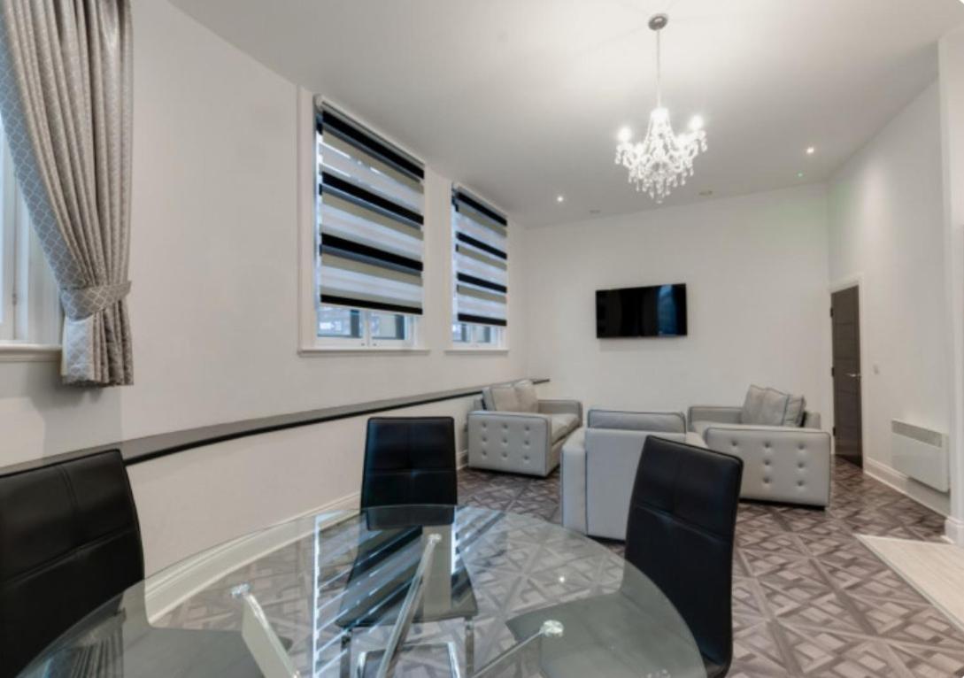 Temple Court Cavern Quarter Apartments By Happy Days Liverpool Eksteriør billede