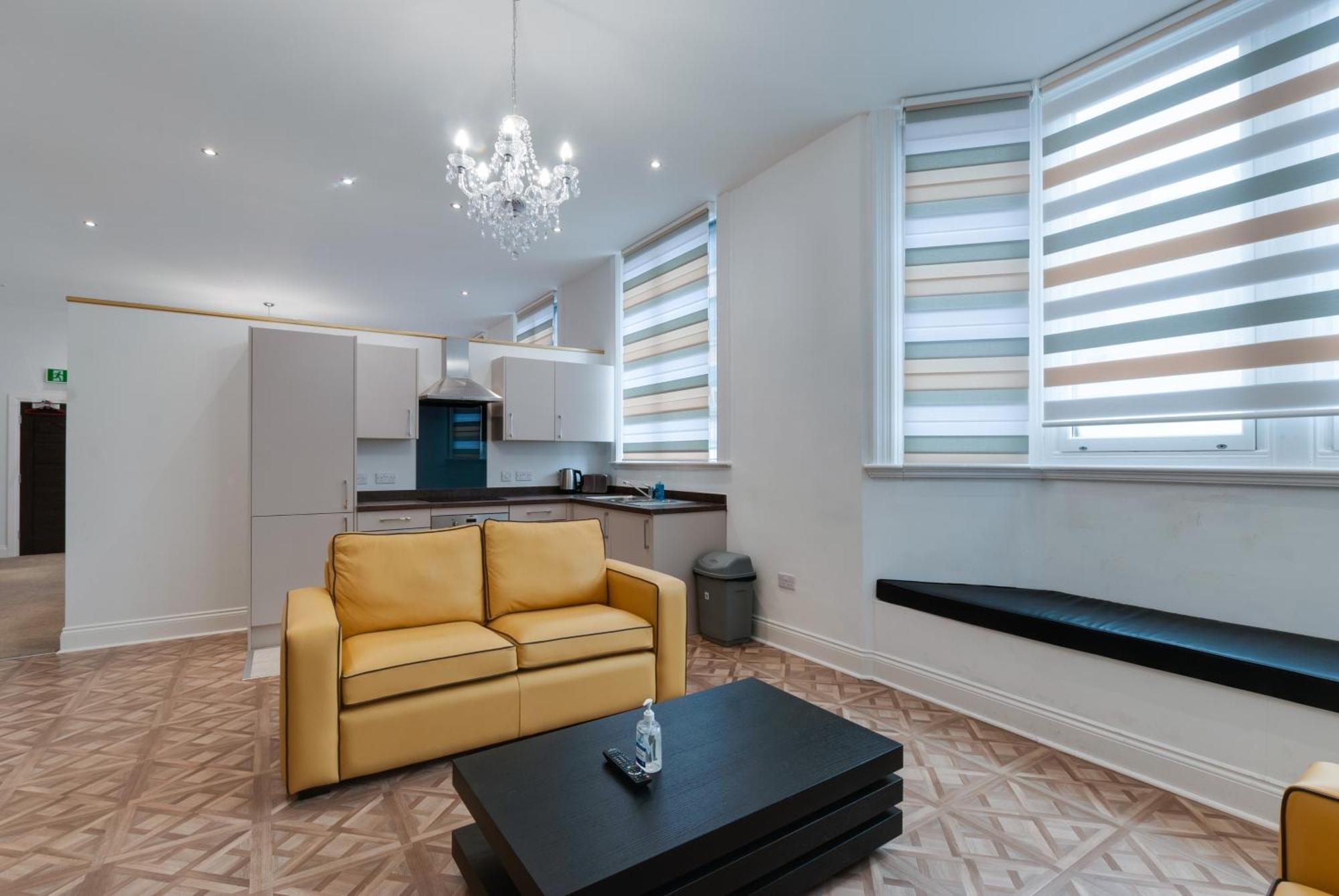 Temple Court Cavern Quarter Apartments By Happy Days Liverpool Eksteriør billede