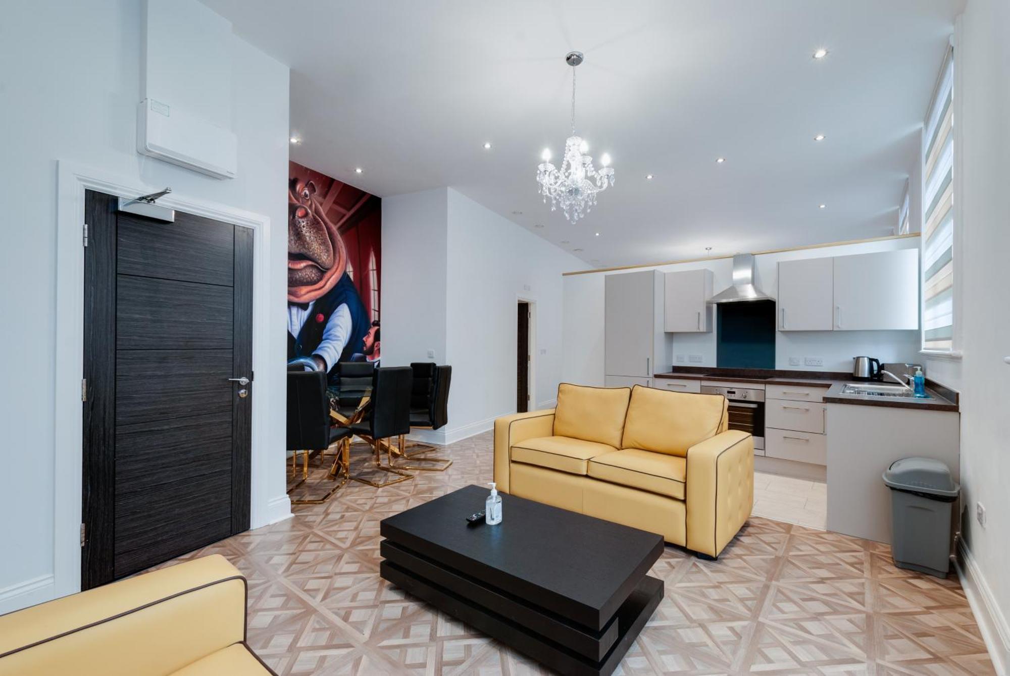 Temple Court Cavern Quarter Apartments By Happy Days Liverpool Eksteriør billede